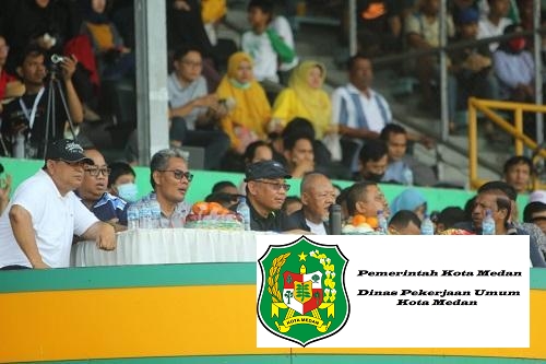 Plt Wali Kota Saksikan Pertandingan PSMS VS Tiga Naga